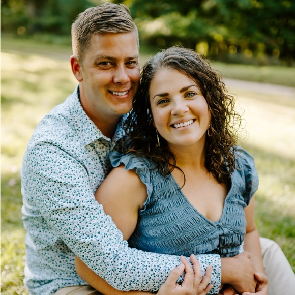 Meet your Posher, Amy - Picture 1 of 2